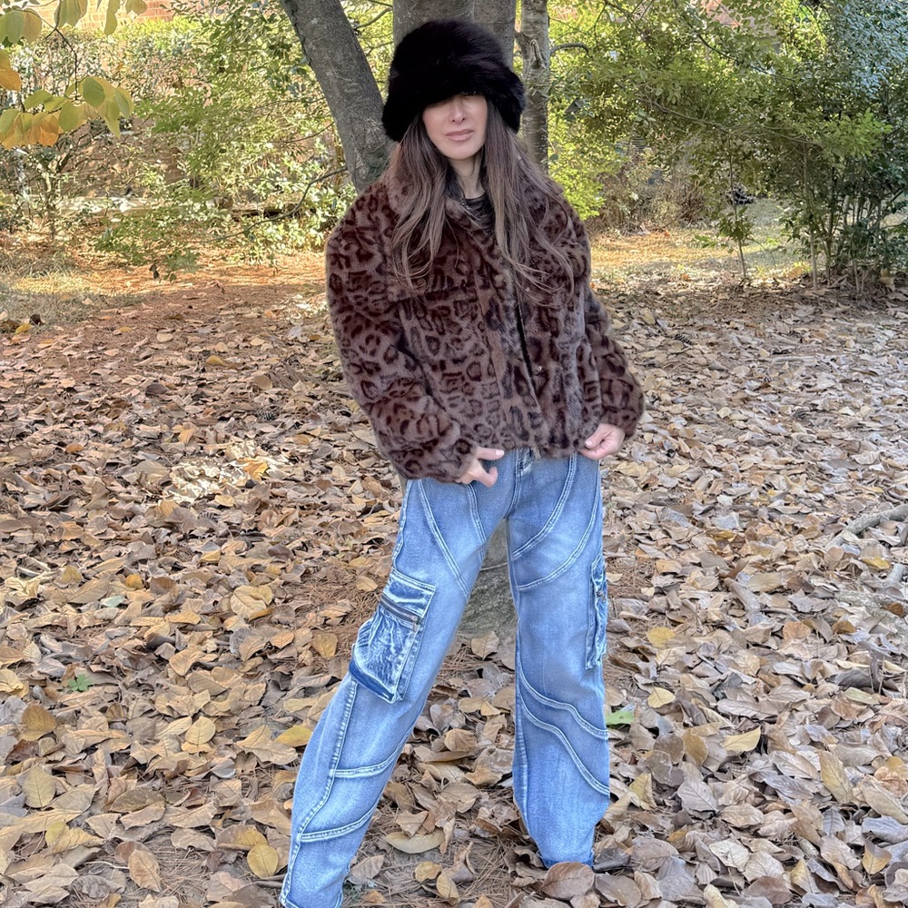 ShopEvelynne Dark Brown Leopard Teddy Jacket.